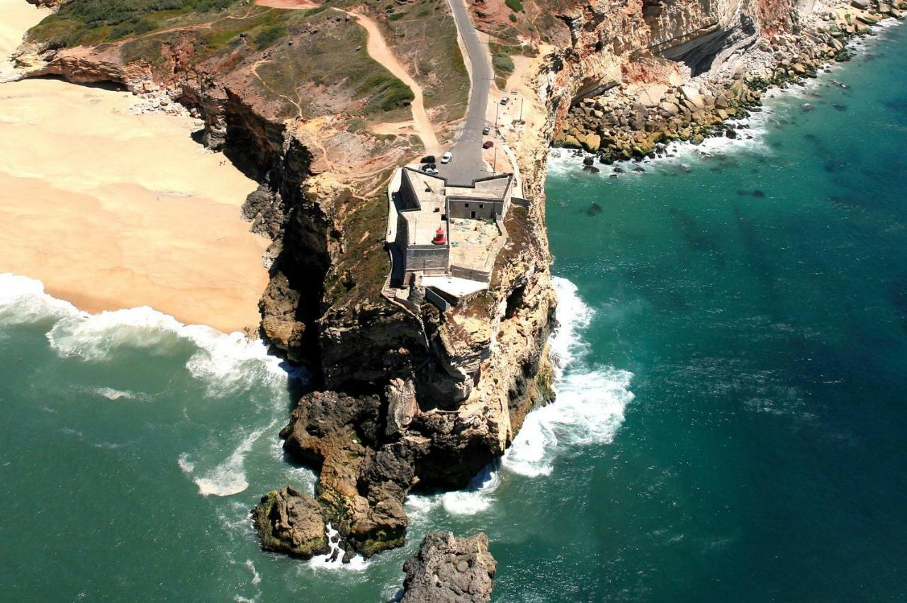 Vivenda Godinho Apartment Nazare Bagian luar foto