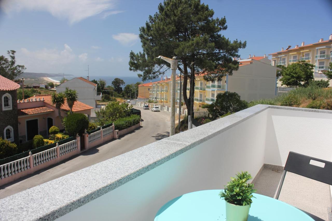 Vivenda Godinho Apartment Nazare Bagian luar foto